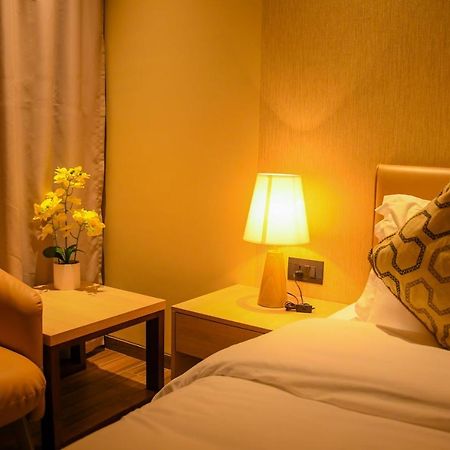 Aqua Inn Hotel Kinshasa Eksteriør bilde