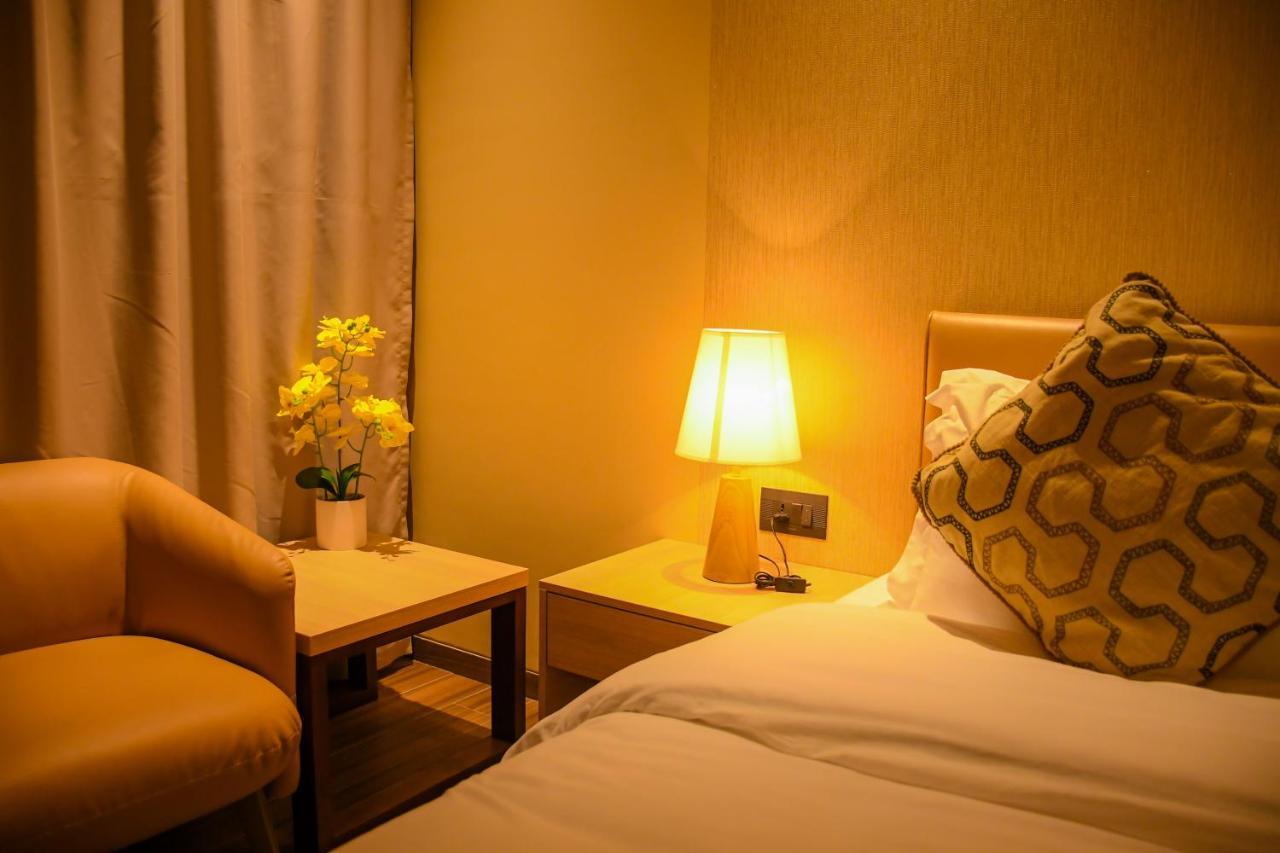 Aqua Inn Hotel Kinshasa Eksteriør bilde