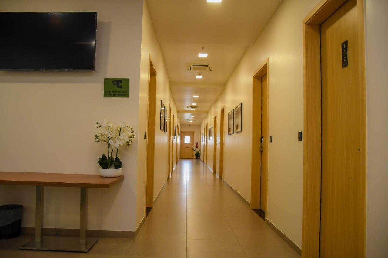 Aqua Inn Hotel Kinshasa Eksteriør bilde